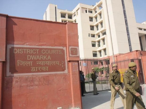 Delhi Court directs filing of FIR against allegedly drunk cops who rammed PCR Van into womans scooty Delhi Court directs filing of FIR against allegedly drunk cops who rammed PCR Van into womans scooty